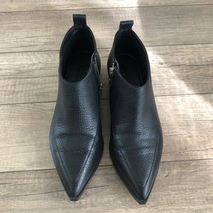 Like new EVERLANE black boots - Size 7 - Black